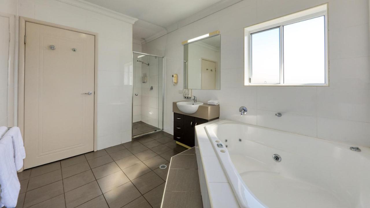 Drovers Motor Inn Dalby Kültér fotó